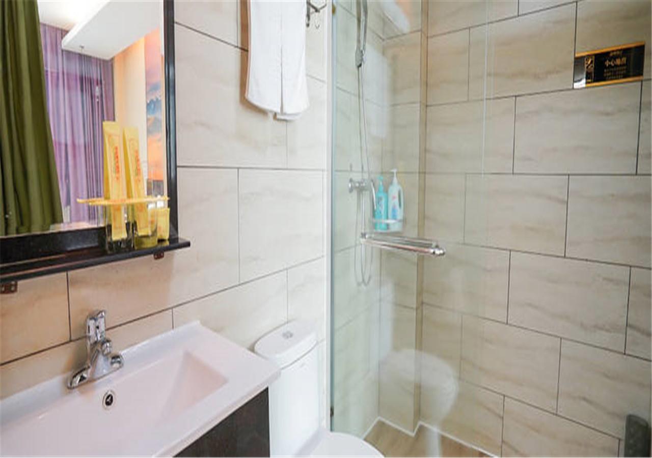 Xiamen Qingnian Yangguang Hotel - Wenzaodian מראה חיצוני תמונה